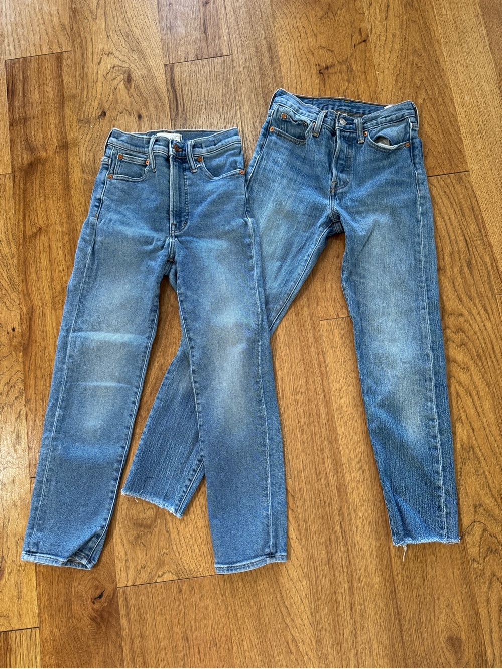 Lot of Petite Women’s Jeans: Madewell and Levi